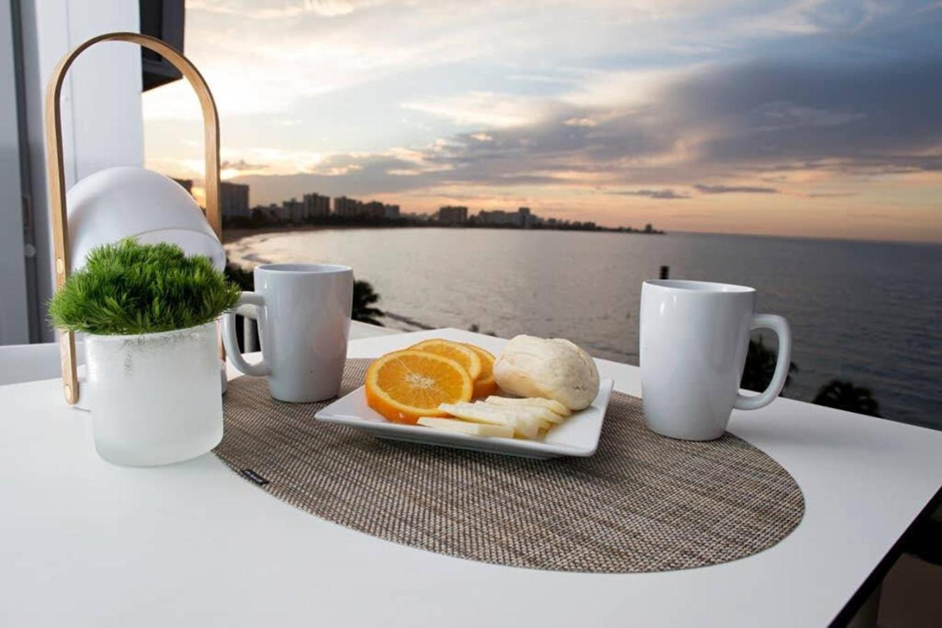 Pr Rentals Beach Front Penthouse A 604 Σαν Χουάν Εξωτερικό φωτογραφία